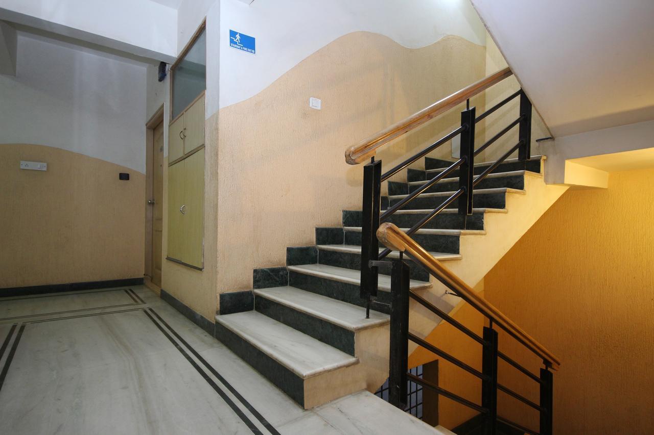 Hotel Oyo 5934 Lokaz Bengaluru Zewnętrze zdjęcie