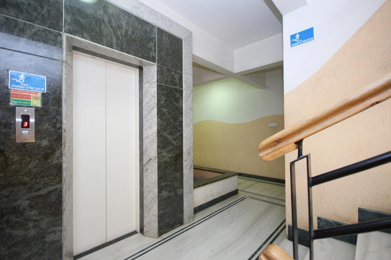 Hotel Oyo 5934 Lokaz Bengaluru Zewnętrze zdjęcie