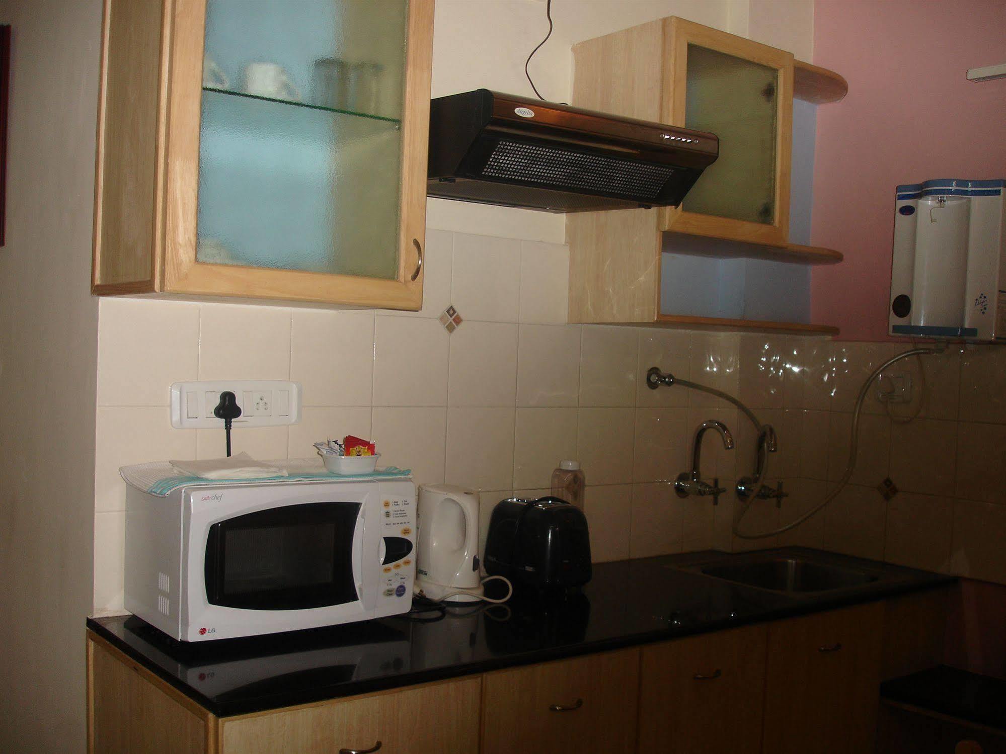 Hotel Oyo 5934 Lokaz Bengaluru Zewnętrze zdjęcie