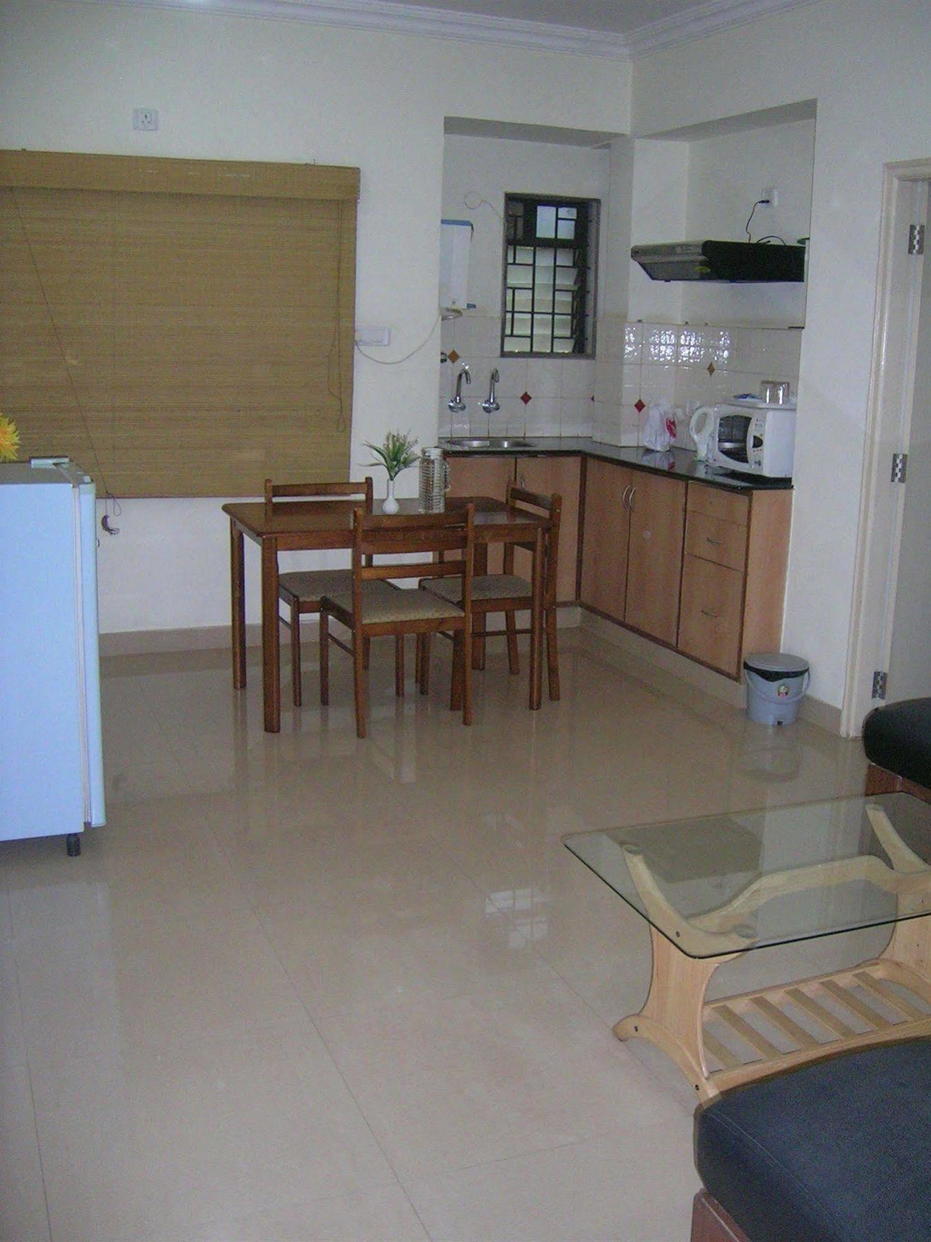 Hotel Oyo 5934 Lokaz Bengaluru Zewnętrze zdjęcie
